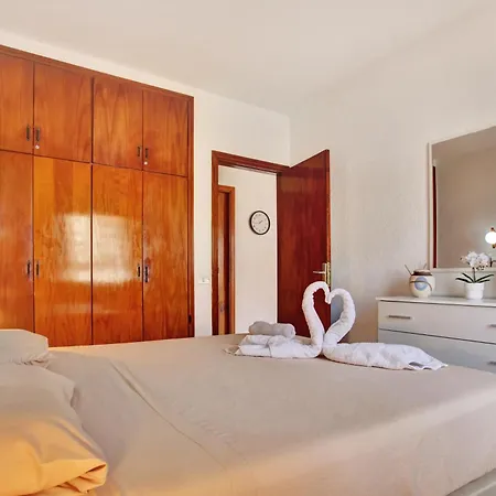 Atlantic Holidays, 170m From The Ocean Apartment *