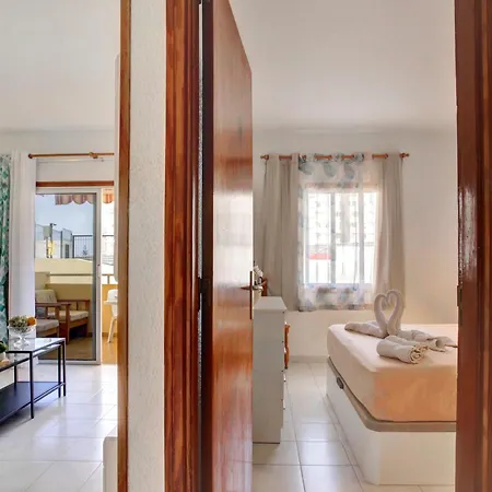 Atlantic Holidays, 170m From The Ocean Apartment *